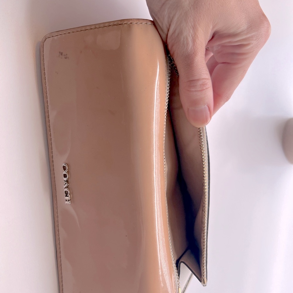 Coach Wallet - Picture 5 of 5